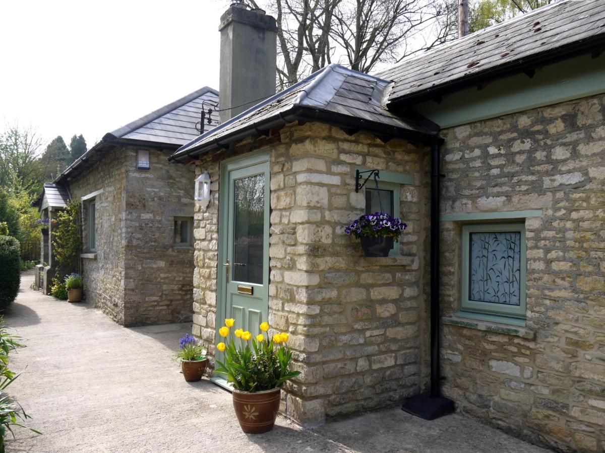 Cosy Stone Cottage, The Bungalow Perrotts Brook Cirencester Esterno foto