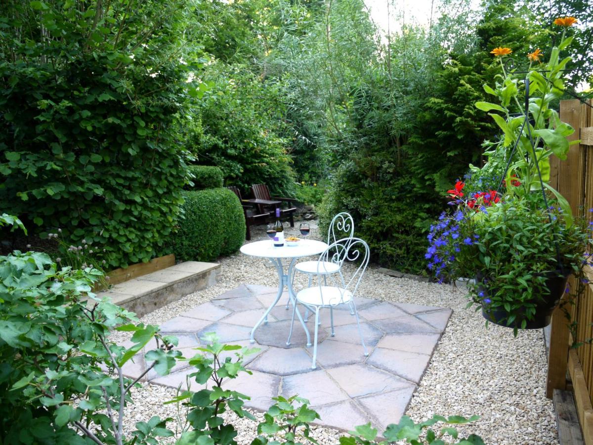 Cosy Stone Cottage, The Bungalow Perrotts Brook Cirencester Esterno foto