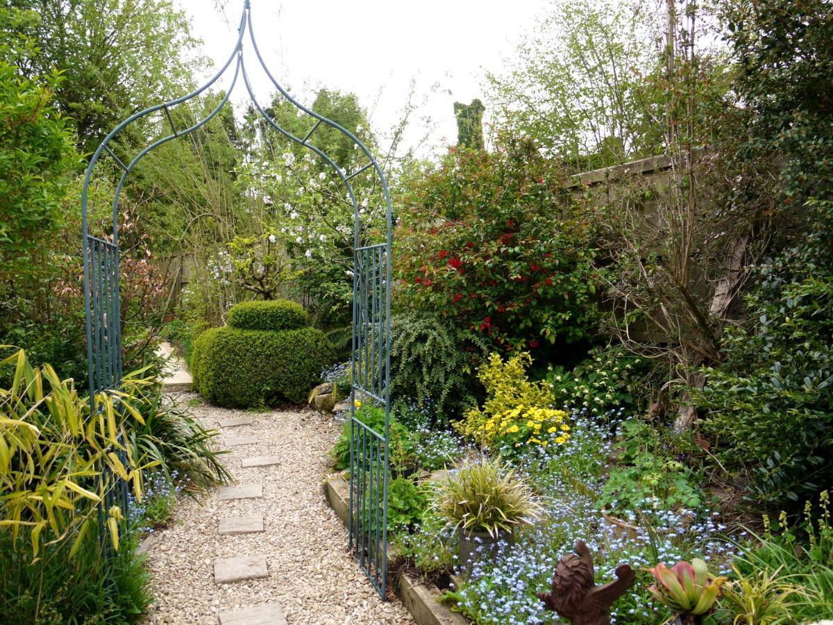 Cosy Stone Cottage, The Bungalow Perrotts Brook Cirencester Esterno foto