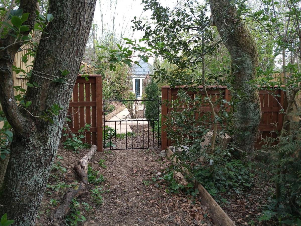 Cosy Stone Cottage, The Bungalow Perrotts Brook Cirencester Esterno foto