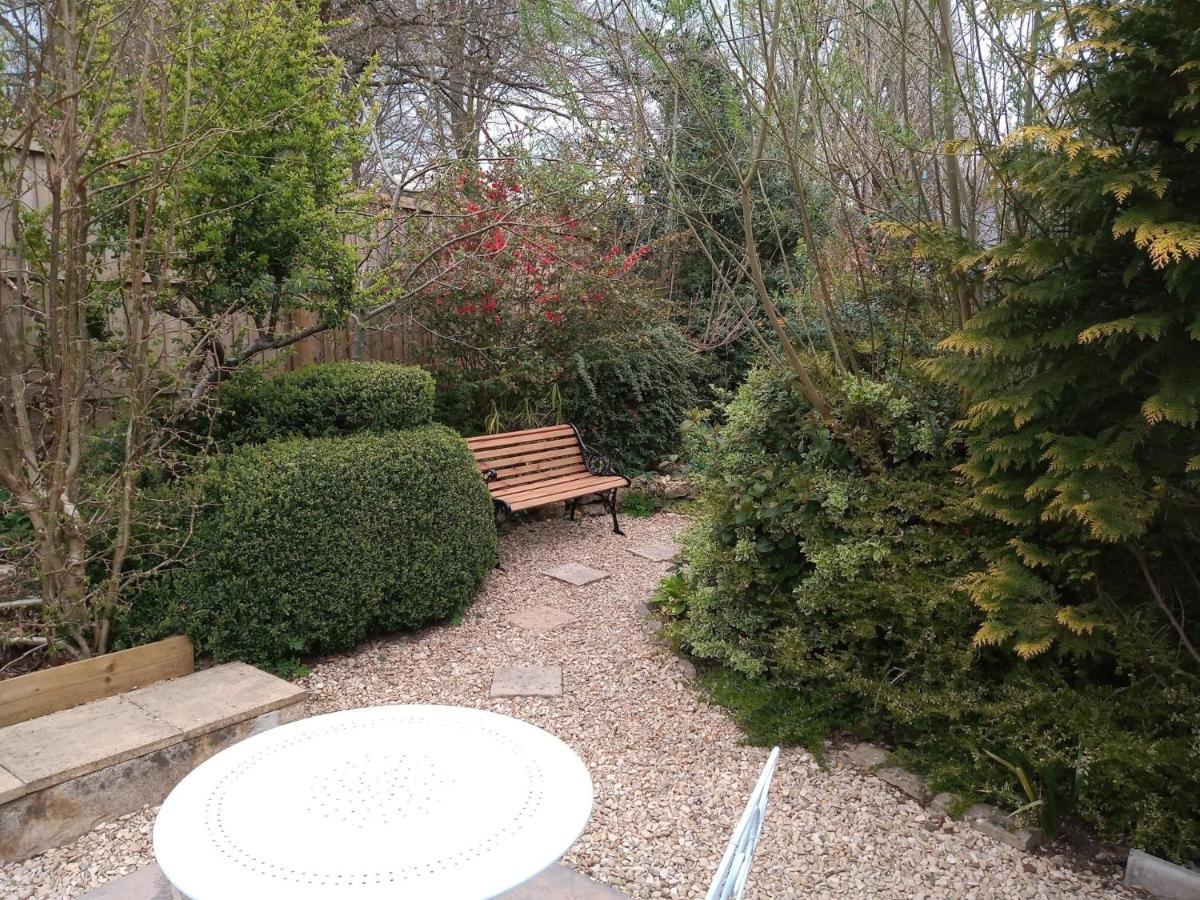 Cosy Stone Cottage, The Bungalow Perrotts Brook Cirencester Esterno foto