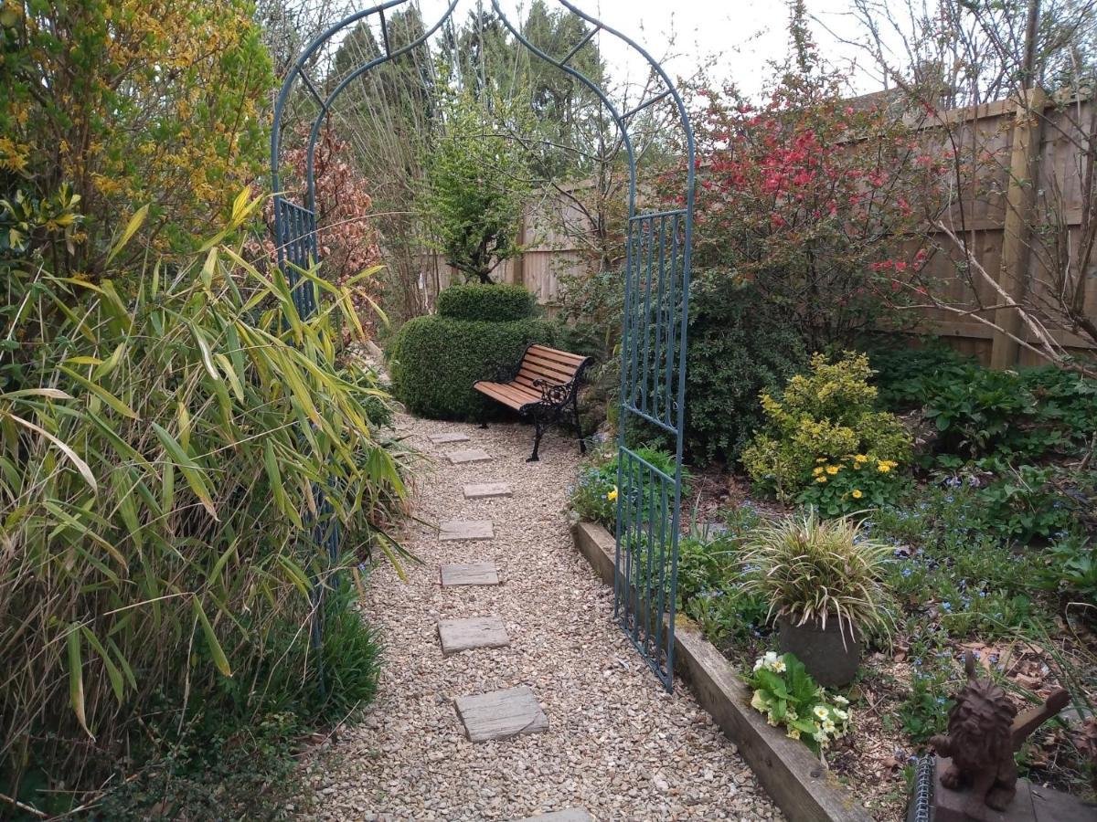 Cosy Stone Cottage, The Bungalow Perrotts Brook Cirencester Esterno foto